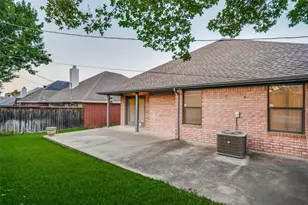 4820 Ashworth Ct, Arlington, TX 76017 - Photo 30