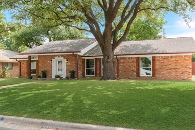 1815 Lakemont Drive, Arlington, TX 76013 - Photo 1