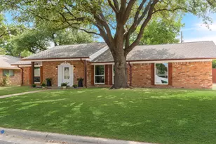 1815 Lakemont Dr, Arlington, TX 76013 - Photo 1