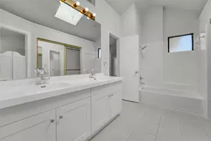 2116 Holly Hill Ln, Carrollton, TX 75007 - Photo 14