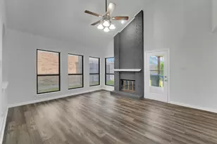 2116 Holly Hill Ln, Carrollton, TX 75007 - Photo 1
