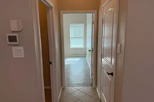 608 Pawnee St, Aubrey, TX 76227 - Photo 8