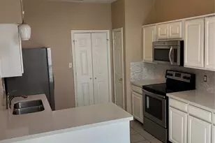 902 Brose Dr, Lewisville, TX 75067 - Photo 2