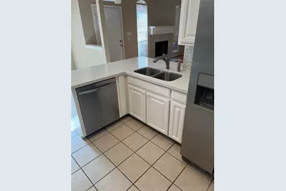 902 Brose Drive, Lewisville, TX 75067 - Photo 4