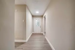 30 W Moutain Creek W, Grand Prairie, TX 75052 - Photo 8