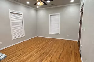 505 S Storey St, Dallas, TX 75203 - Photo 2