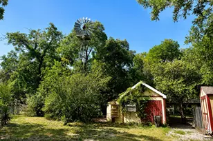 527 W Roberts St, Gorman, TX 76454 - Photo 34