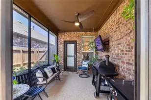 10228 Fountain Gate St, Aubrey, TX 76227 - Photo 30