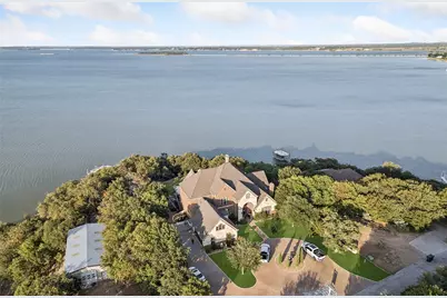 826 Cimmarron Bay Drive, Runaway Bay, TX 76426 - Photo 2