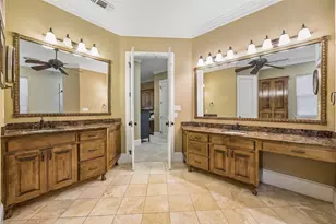 826 Cimmarron Bay Dr, Runaway Bay, TX 76426 - Photo 16