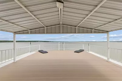 826 Cimmarron Bay Drive, Runaway Bay, TX 76426 - Photo 32