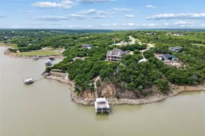 826 Cimmarron Bay Drive, Runaway Bay, TX 76426 - Photo 34