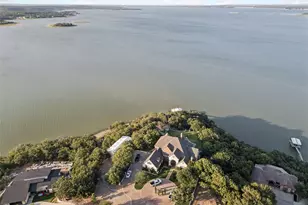 826 Cimmarron Bay Dr, Runaway Bay, TX 76426 - Photo 38