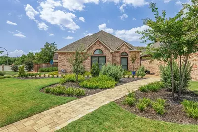 2105 Norwood Lane, Arlington, TX 76013 - Photo 2
