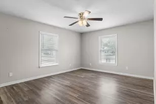 504 E Pennsylvania Ave, Van, TX 75790 - Photo 14
