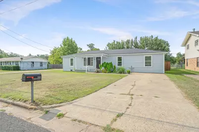 504 E Pennsylvania Avenue, Van, TX 75790 - Photo 1