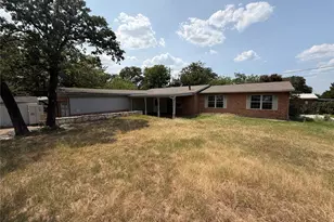 1832 Smokehouse Rd, Granbury, TX 76049 - Photo 2