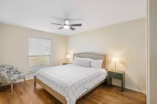 1209 Wildwood Dr, Arlington, TX 76011 - Photo 20