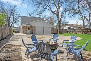 1209 Wildwood Dr, Arlington, TX 76011 - Photo 28