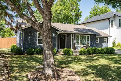 1228 S Pine Street, Grapevine, TX 76051 - Photo 2
