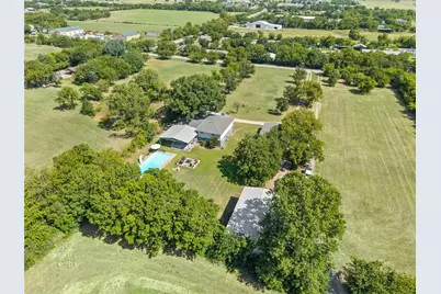 2942 Trails End, Aubrey, TX 76227 - Photo 4