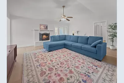 312 Meadowlark Drive, Richardson, TX 75080 - Photo 2