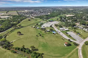 825 E Prairie View Rd, Crowley, TX 76036 - Photo 6