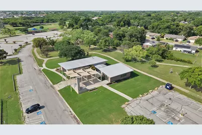 825 E Prairie View Road, Crowley, TX 76036 - Photo 28