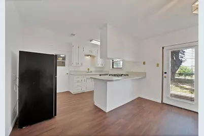 825 E Prairie View Road, Crowley, TX 76036 - Photo 14