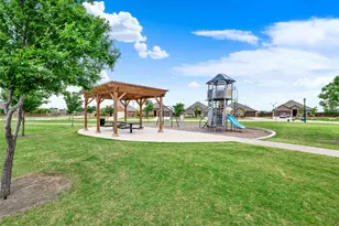 720 Willow View Way, Princeton, TX 75407 - Photo 4