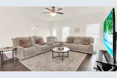 720 Willow View Way, Princeton, TX 75407 - Photo 14
