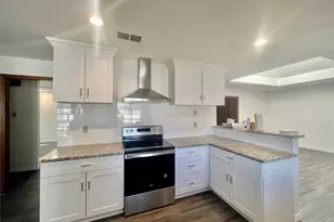702 Mt Vernon Dr, Richardson, TX 75081 - Photo 4