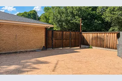 1917 Shady Glen Lane, Dallas, TX 75232 - Photo 26