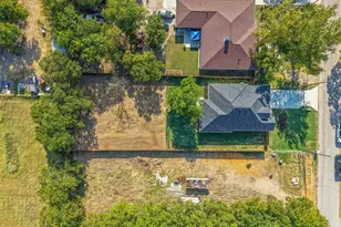 15006 Quail Dr, Balch Springs, TX 75180 - Photo 22