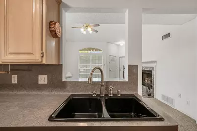 7408 Cross Ridge Circle, Fort Worth, TX 76120 - Photo 12