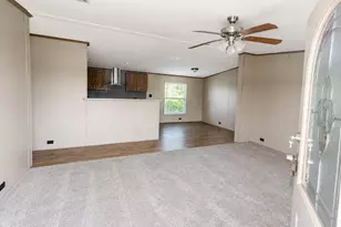 104 Grace Dr, Corsicana, TX 75110 - Photo 2