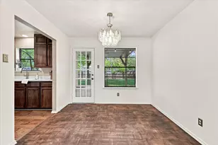 320 Kate Ct, Keller, TX 76248 - Photo 8