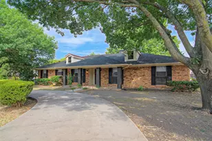 284 W San Antonio St, Van Alstyne, TX 75495 - Photo 16