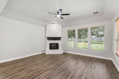 1581 Meadows Avenue, Lantana, TX 76226 - Photo 6