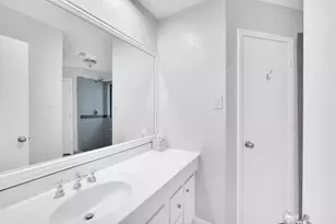 5717 Stage Line Ct, Arlington, TX 76017 - Photo 14