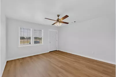4525 Hunter Street, Haltom City, TX 76117 - Photo 8