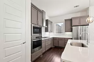 8234 Laflin Ln, Dallas, TX 75231 - Photo 22