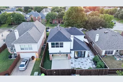 7906 Thorneywood Road, Plano, TX 75024 - Photo 2