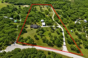 426 Co Rd 3435, Paradise, TX 76073 - Photo 32