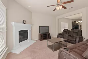 9813 Cottontail Ln, McKinney, TX 75071 - Photo 2