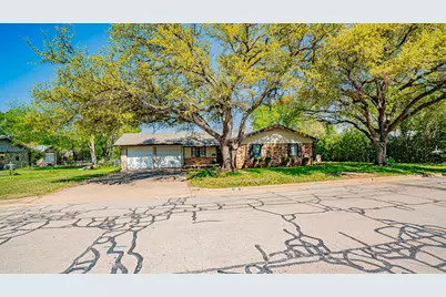 1110 Penrod Street, Granbury, TX 76048 - Photo 2