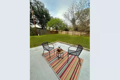 2111 Warwick Drive, Arlington, TX 76015 - Photo 32