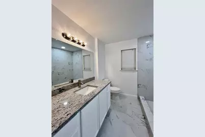 1914 W Northgate Drive, Irving, TX 75062 - Photo 16