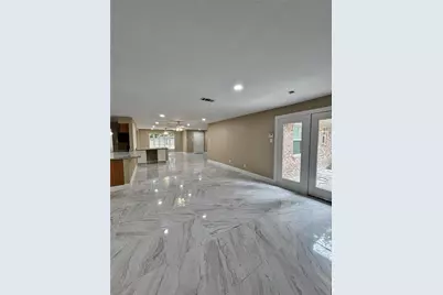 1914 W Northgate Drive, Irving, TX 75062 - Photo 10