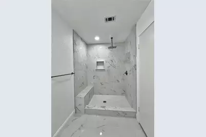 1914 W Northgate Drive, Irving, TX 75062 - Photo 22